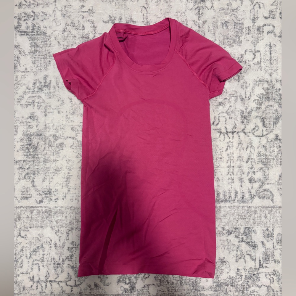 Lululemon swiftly tech t shirt
